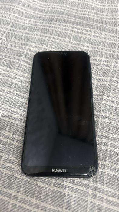 Телефон Huawei б/у