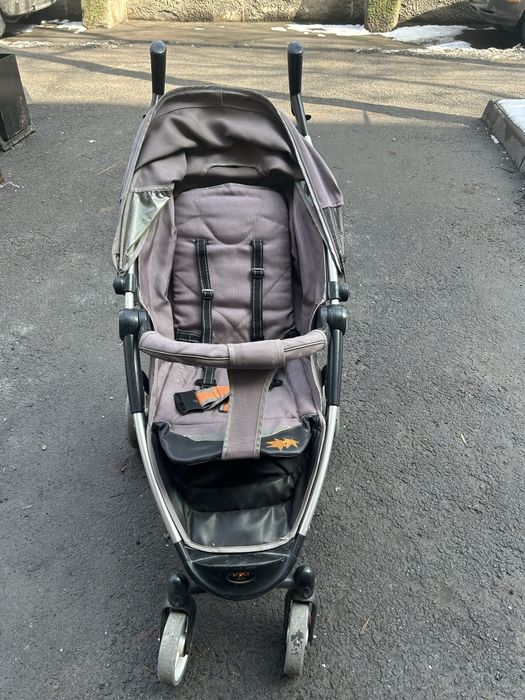 Детская коляска VIKI в нормальном состоянии