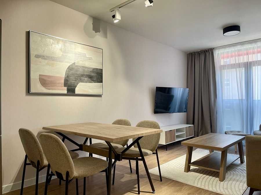 Дава се под наем Двустаен апартамент в Пловдив, Център - 68 кв.м за 612 € - Снимка #3