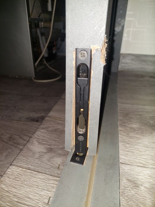 Межкомнатная дверь