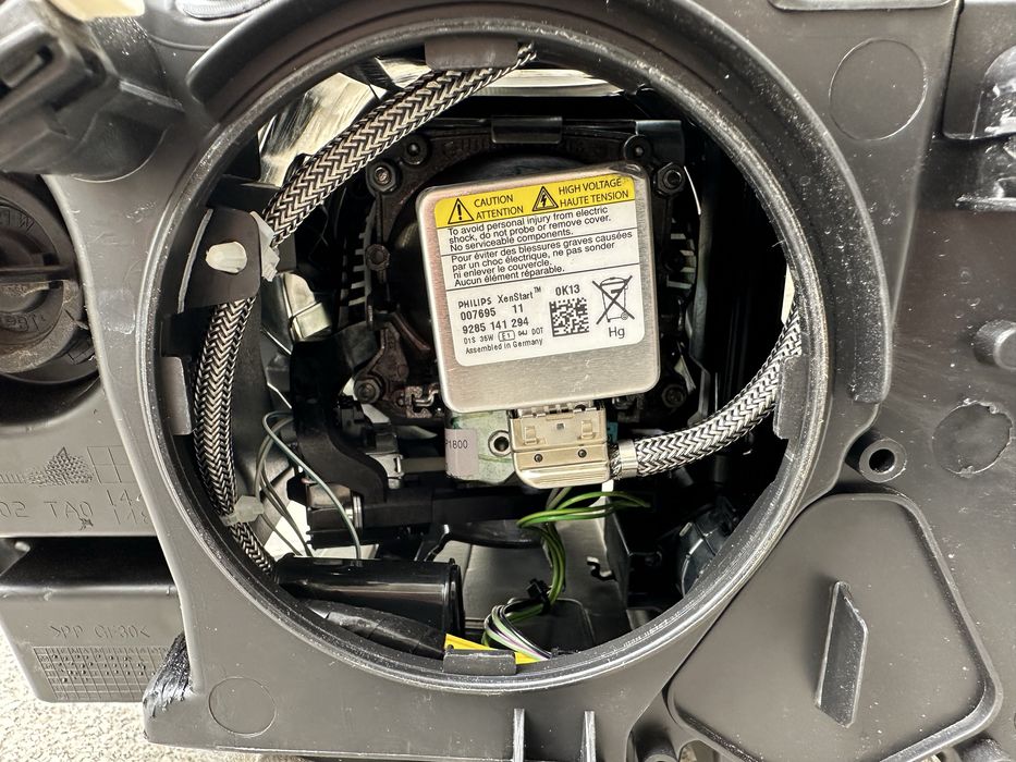 Фар за BMW X3 F25