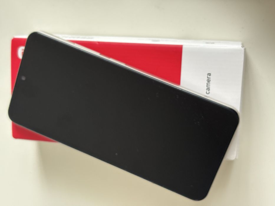 Продавам 2 броя Xiaomi Redmi A3– като нов