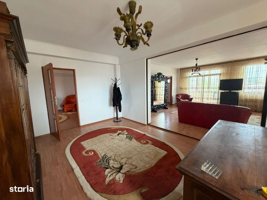 Apartament 5 camere /Domenii/ Centrala/ Parcare/ Boxa — fotografia 3