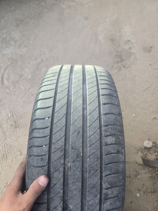 Vand sau schimb jante aliaj r18