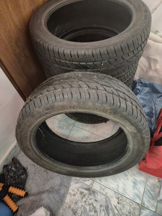 Vând anvelope PowerTrac 235/45Z/R18