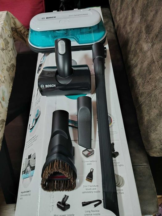 Прахосмукачка Bosch Unlimited 7 ProHygienic Aqua с функция 2 в 1 – прахосмукачка и моп.