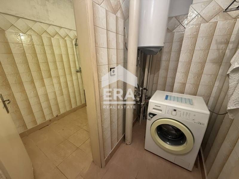 Четиристаен апартамент на ул. "Николаевска"