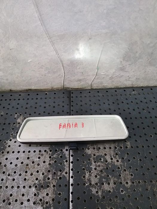 Oglinda retrovizoare interior skoda fabia 3 e1021065
