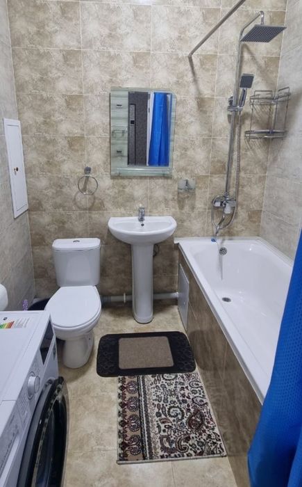 Новостройка Golden House 2/2/9 Карасу Авайхон 70м2