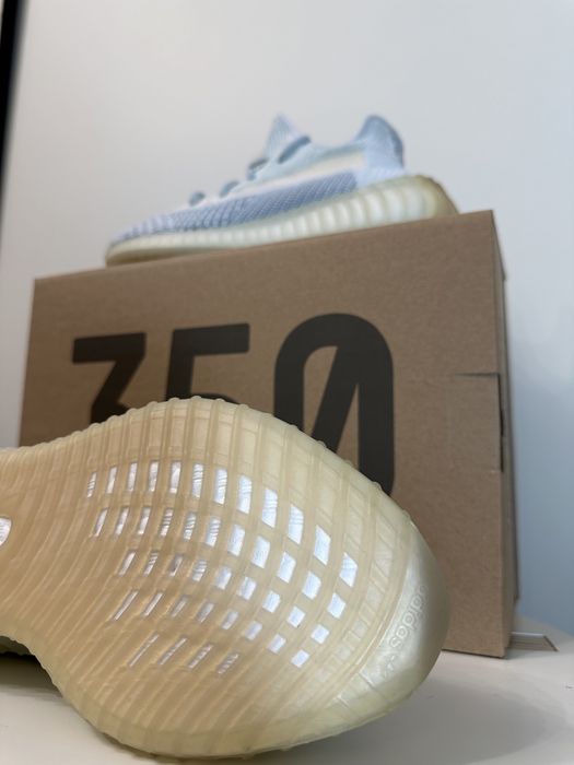 Yeezy 350 Boost - Cloud White (non-reflective) - marimi disponbile in descriere