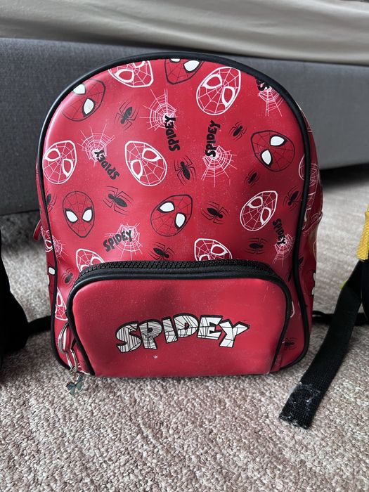 Rucsac ghiozdan pentru copii cu supereroi