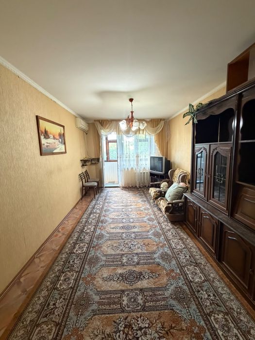 Продаётся 2 комн в центре