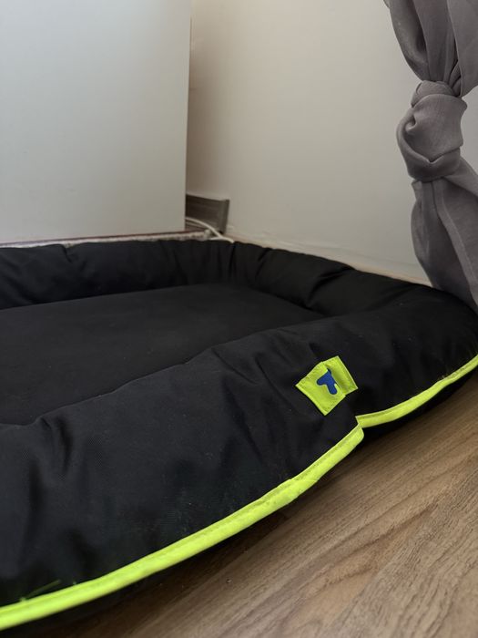 Продавам легло за куче