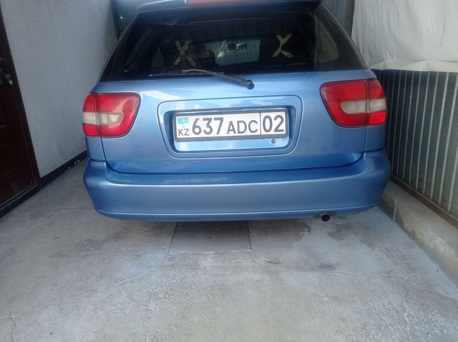 Сузуки Балено 2000год объемом 1.6