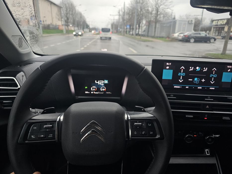 Citroen C4 2022 1.5 hdi 131 cp
