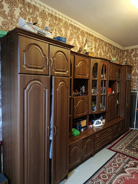 Стенка в гостиную