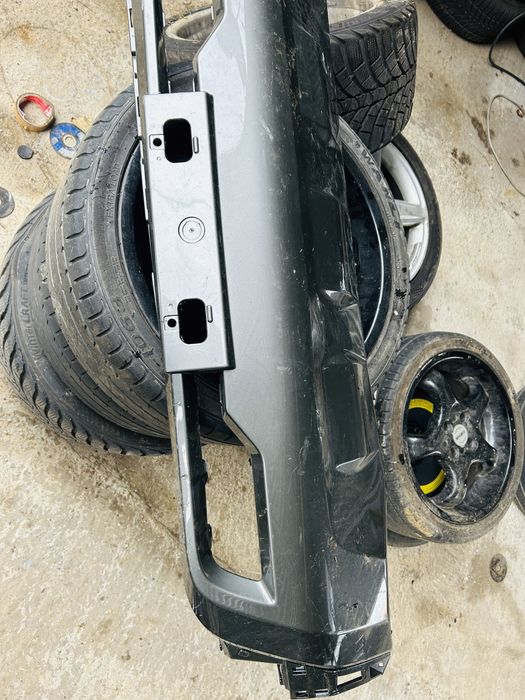 Спойлер предна броня за Toyota HiLux 2020