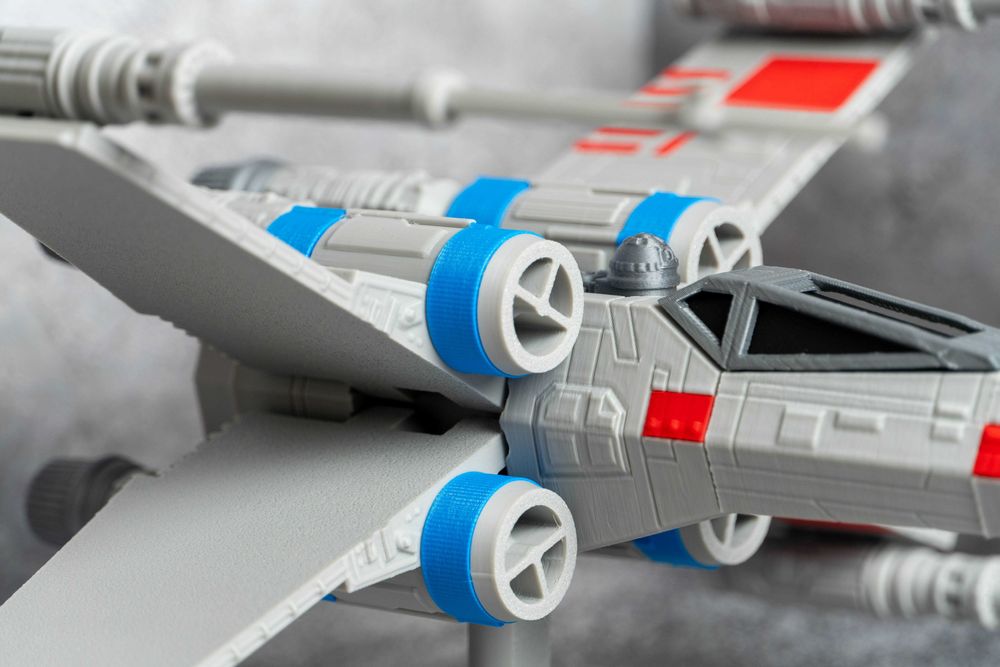 X-Wing - легендарный истребитель из саги "Star Wars" (Звездный Войны)