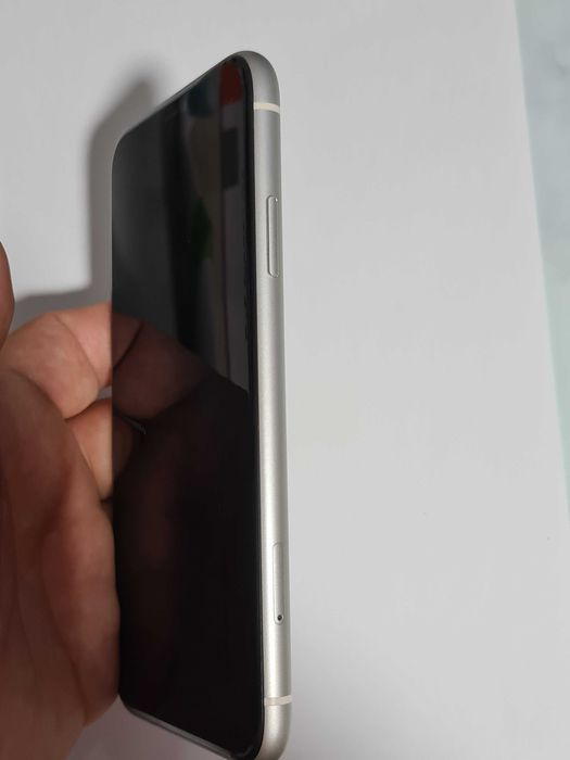 iphone 11 128 gb liber retea alb