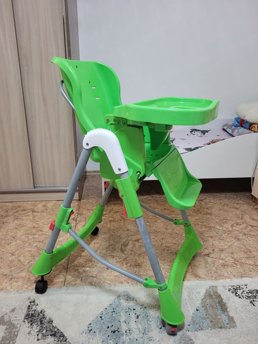 Продам стульчик для кормления
