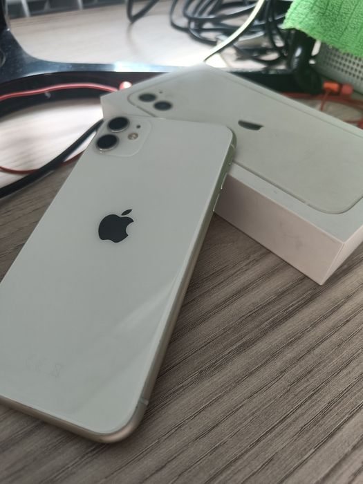 IPhone 11 128gb 77akb