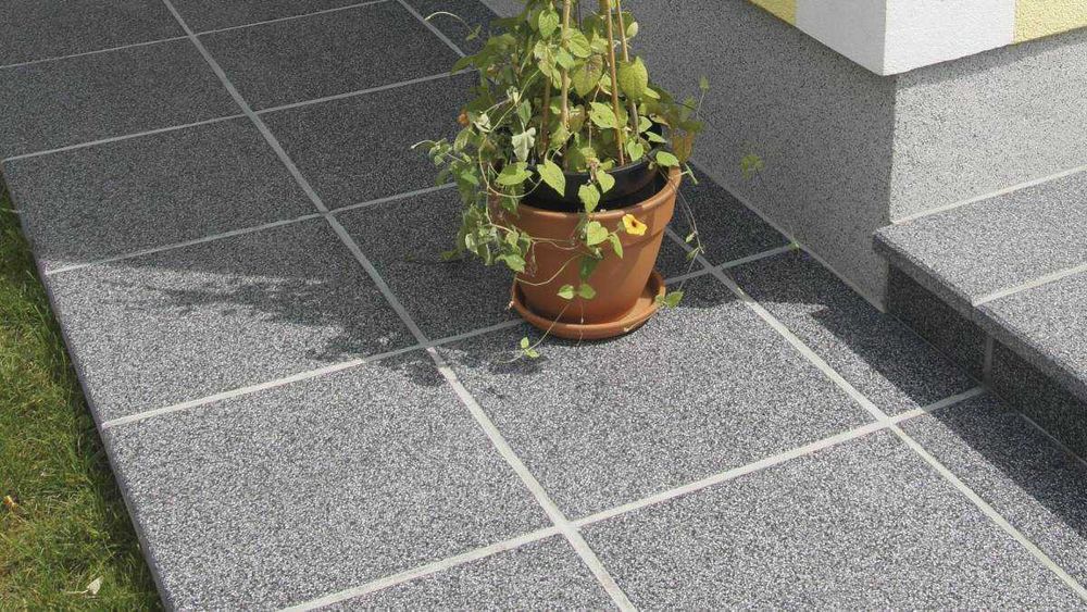 Dale LA LINIA 40 x 40 x 4 cm granit deschis / negru Semmelrock