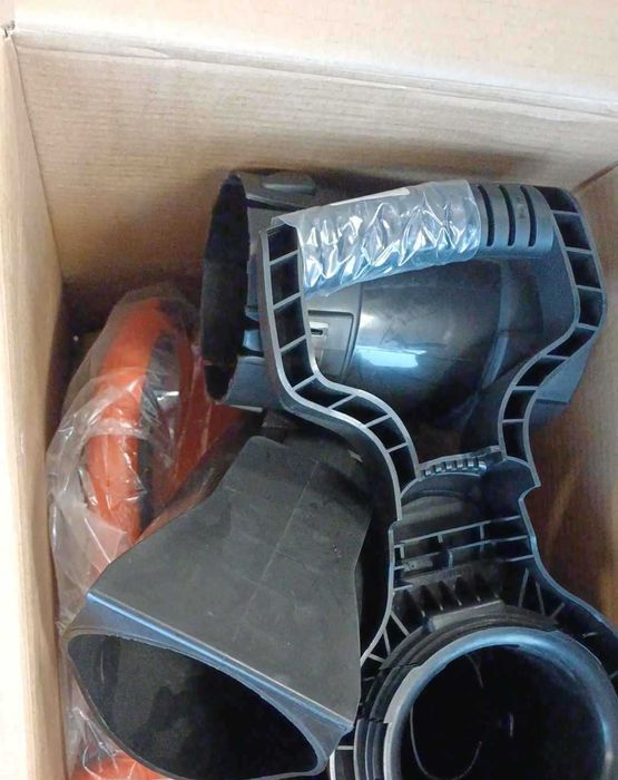 RESIGILAT - Black&Decker - Suflanta si aspirator 3000W GW3030