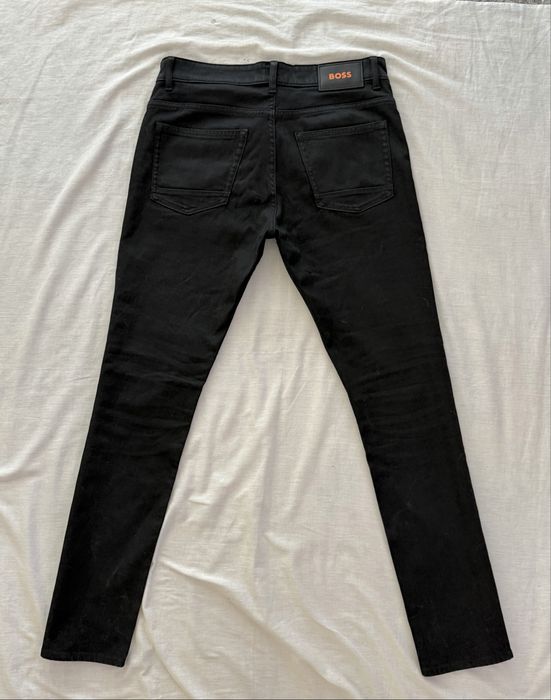 Hugo Boss.blugi pentru bărbați,măr.M(32/32)