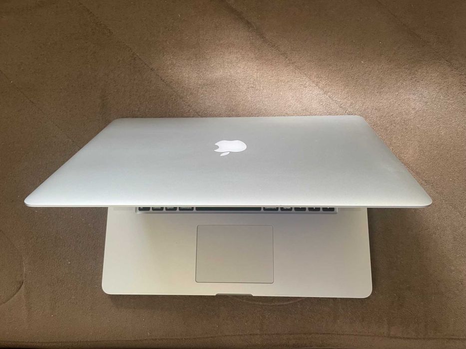 15" Core i7 MacBook Pro A1398 (2015-DG)-i7/16GB RAM/512 GB SSD