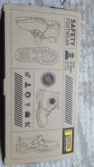 Продам спец обувь 42 размер, новые