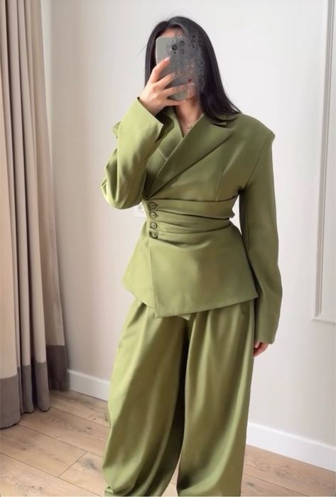 Стильный костюм двойка