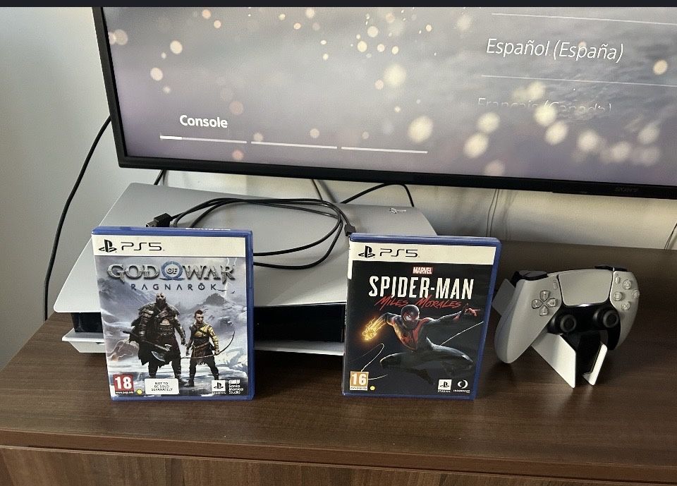 PS5 editie God Of War,cu disc si jocuri incluse in pret