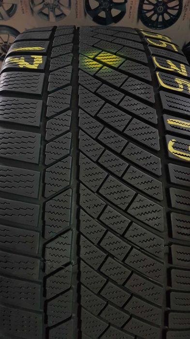 anvelope Bridgestone,Hankook,Continental  255/35/19 m&s iarna