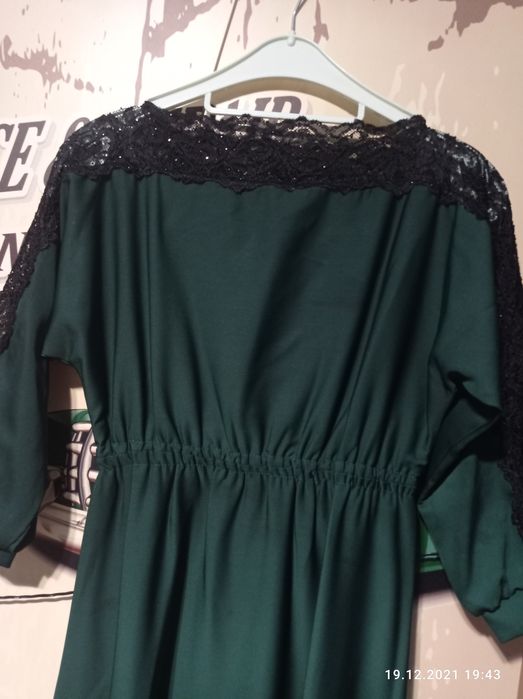 Продам шикарные платья