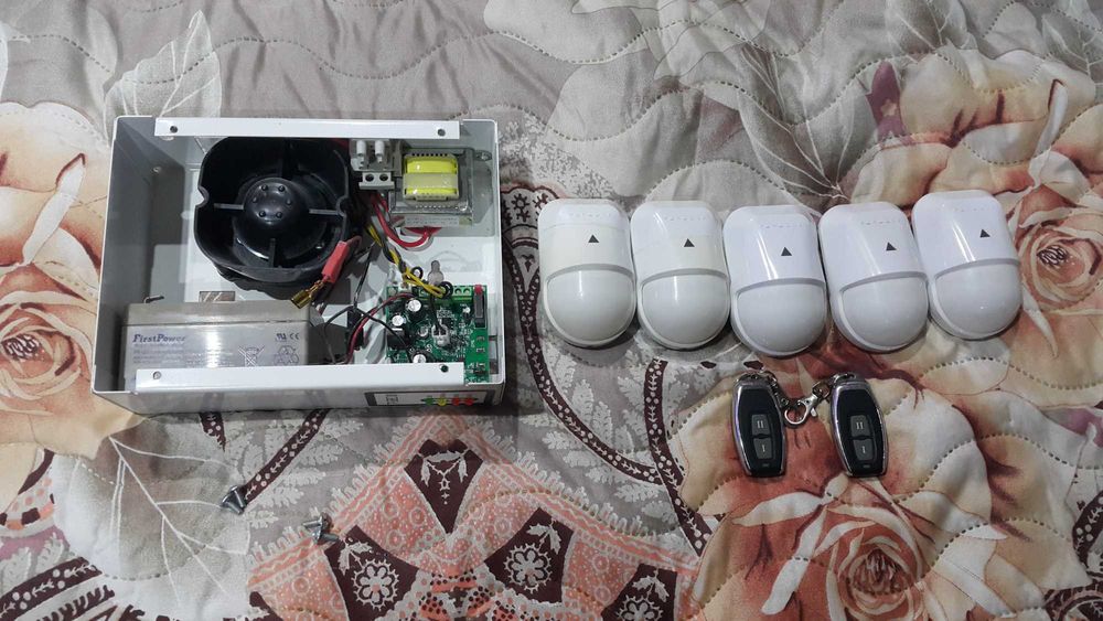 Алармена система