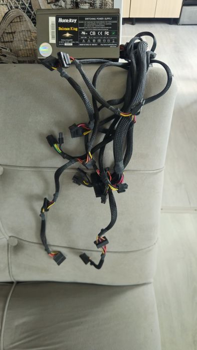 HuntKey 600w блок питания (бп)