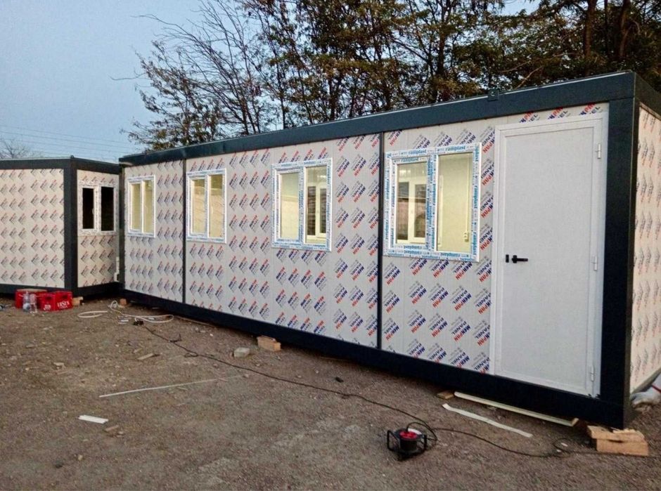 Vand containere la cel mai bun pret