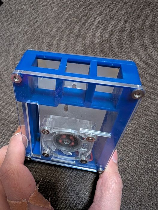 Кутия за raspberry pi 4b