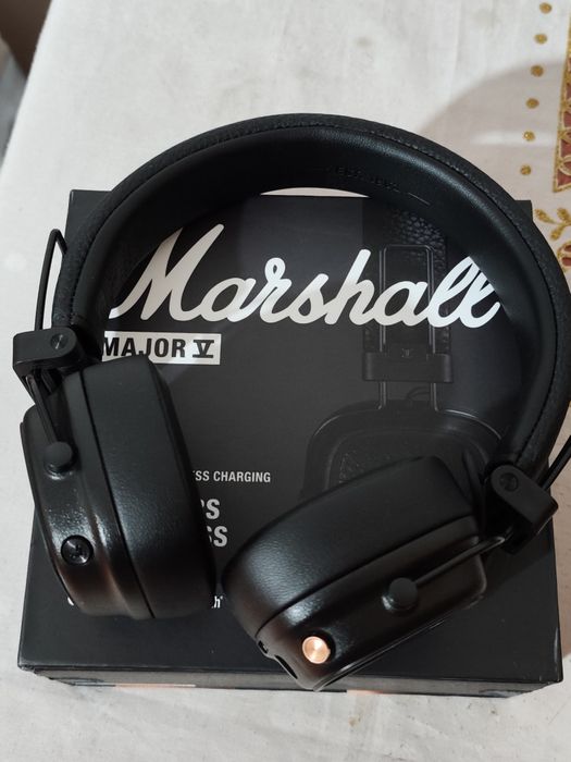 Marshall 5 orginal sotiladi