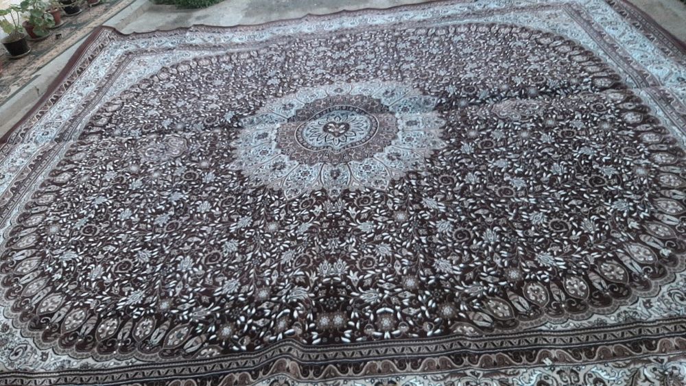 Гилам сотилади, размери 5 га 5,5