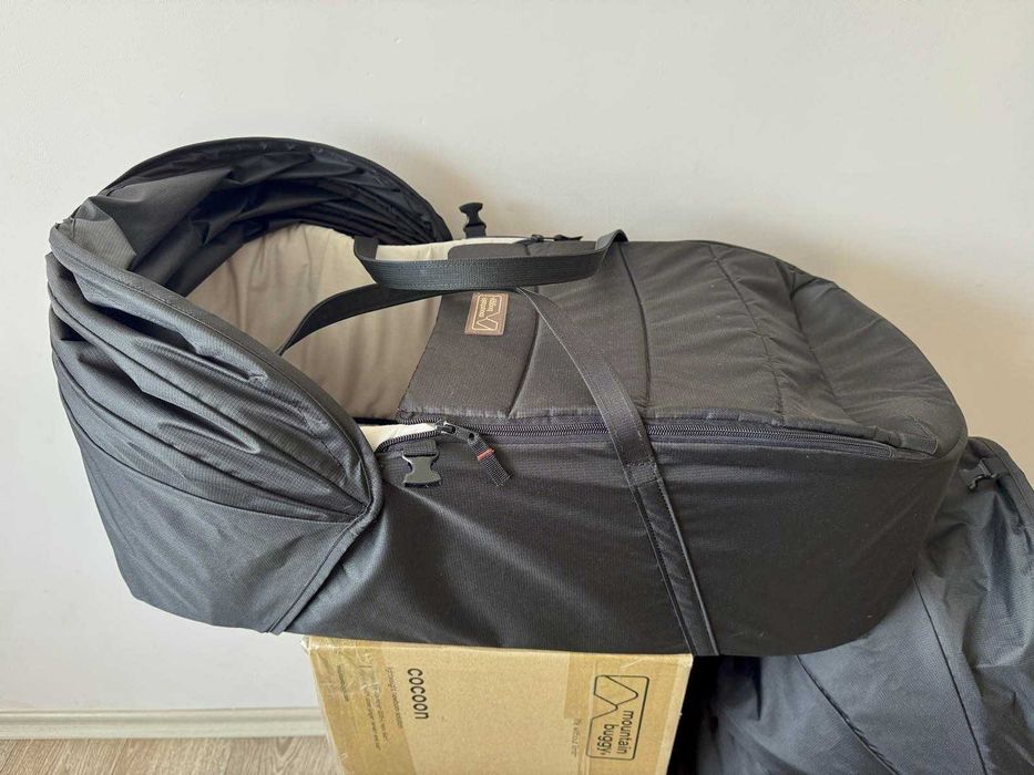 Кош за новородено със сенник Cocoon - Mountain Buggy
