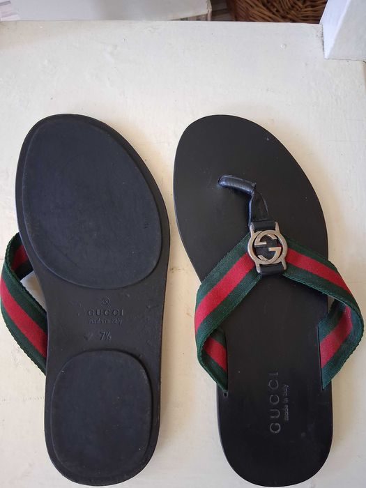 Slapi de barbat  marca  Gucci