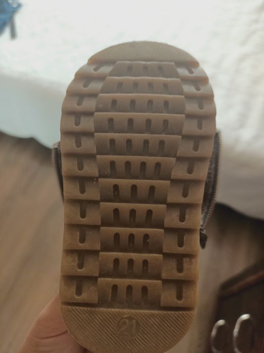 Продам сапожки угги