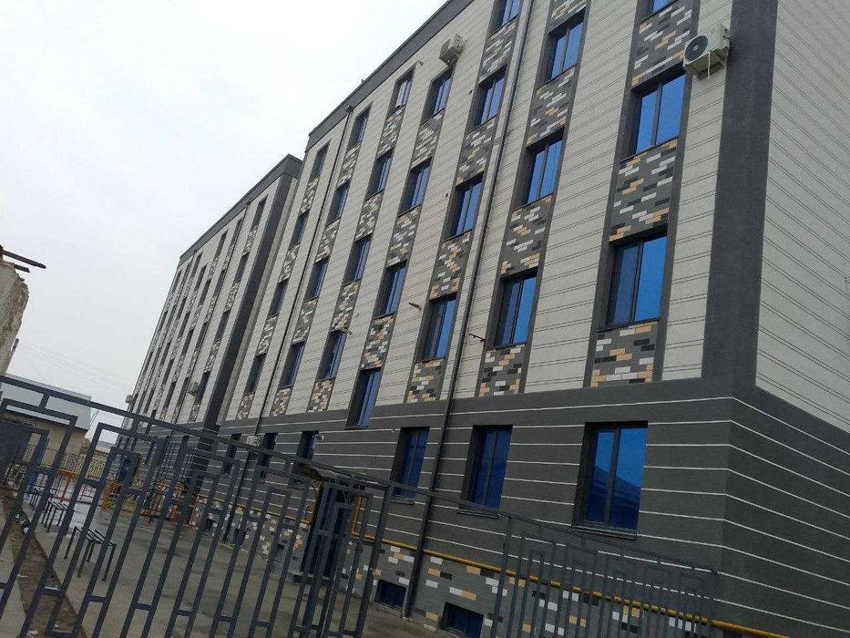 1-xonali karobka uy sotiladi