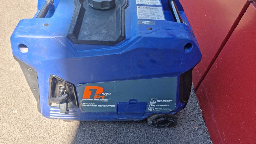 Generator P4000i [Amanet Club Caro]
