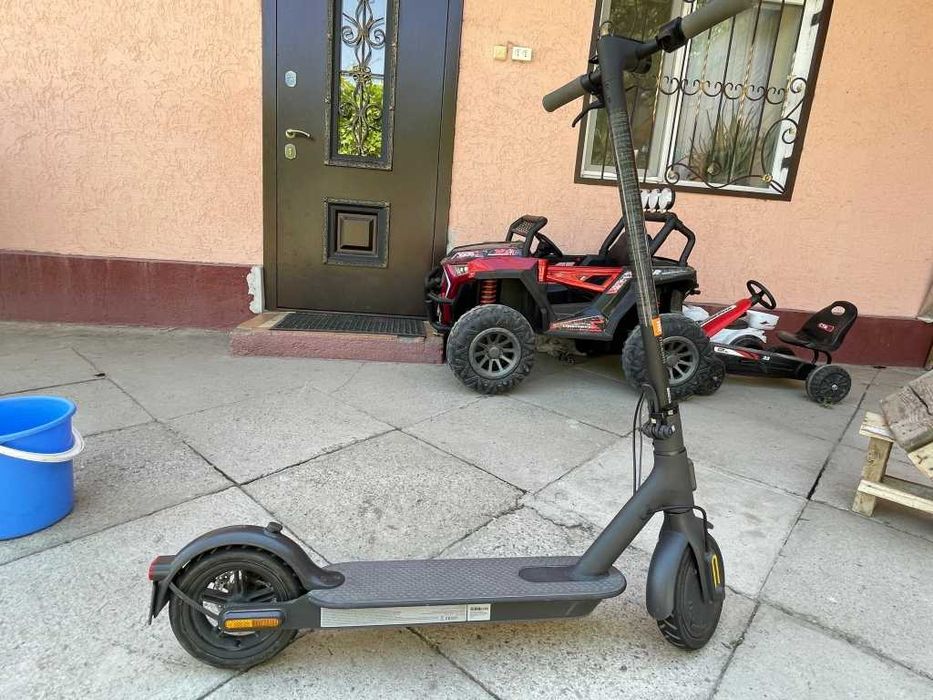 Продается электросамокат Xiaomi