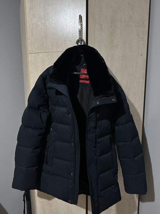 Продам зимнюю куртку