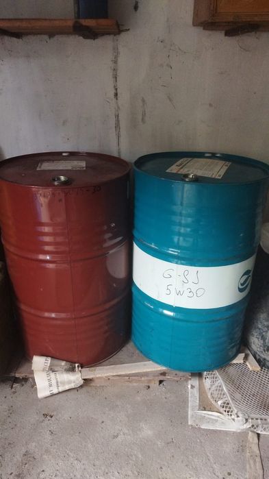 Продам Бочки 200л