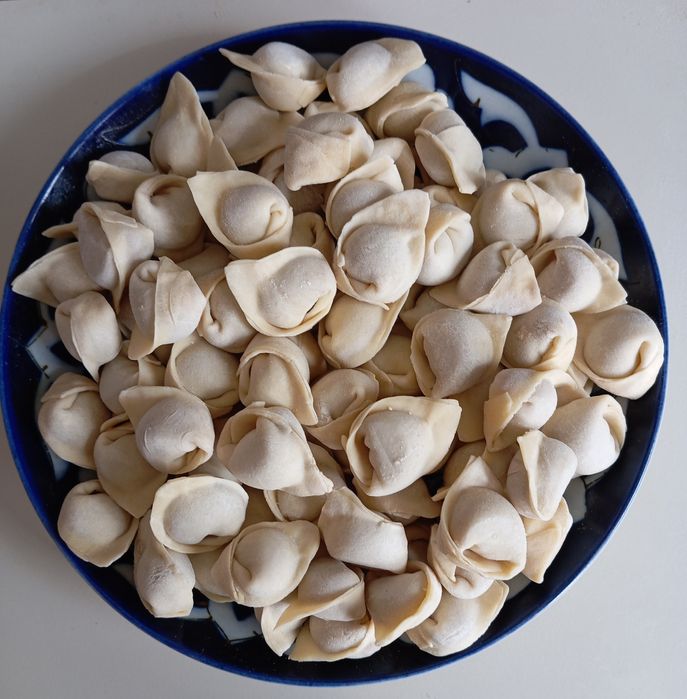 Домашние пельмени и вареники ручной работы