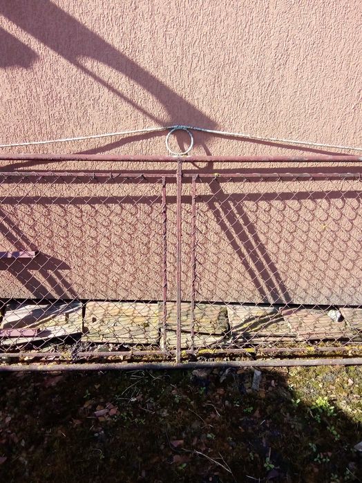 Vând porți și panouri gard